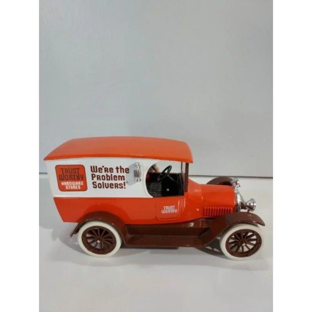 Liberty Classics 1:24 Die Cast Trustworthy 1916 Studebaker Cargo Van Bank